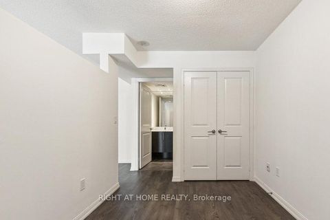 Photo 14 at 1015 - 75 East Liberty Street, Niagara, Toronto