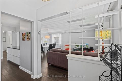 Photo 7 at 17 Allonsius Drive, West Deane, Toronto