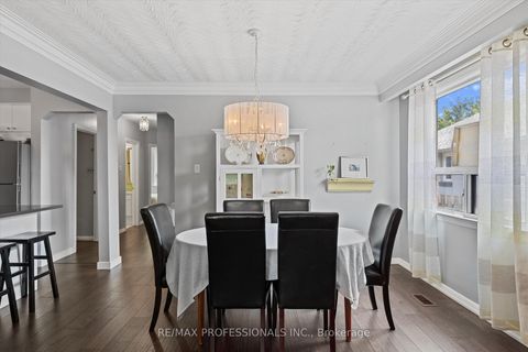 Photo 9 at 17 Allonsius Drive, West Deane, Toronto