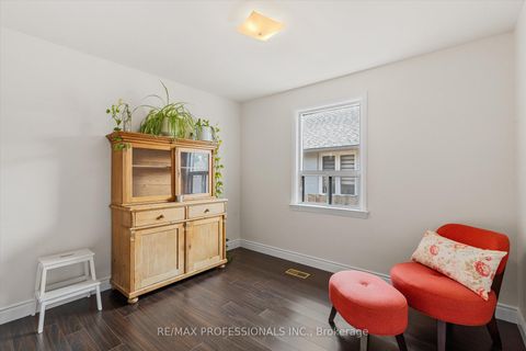 Photo 14 at 17 Allonsius Drive, West Deane, Toronto