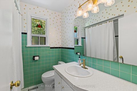 Photo 18 at 17 Allonsius Drive, West Deane, Toronto