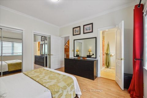 Photo 29 at 137 Milton Street, Queensway, Toronto