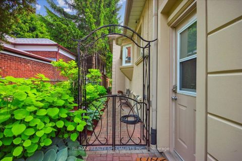 Photo 36 at 137 Milton Street, Queensway, Toronto