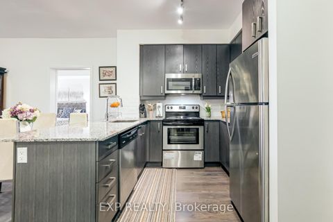 Photo 6 at 317 - 11611 Yonge Street, Jefferson, Richmond Hill