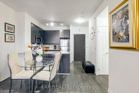 Photo 8 at 317 - 11611 Yonge Street, Jefferson, Richmond Hill