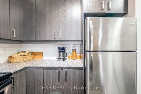 Photo 9 at 317 - 11611 Yonge Street, Jefferson, Richmond Hill