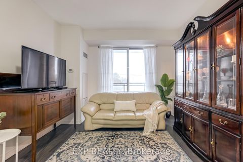 Photo 15 at 317 - 11611 Yonge Street, Jefferson, Richmond Hill