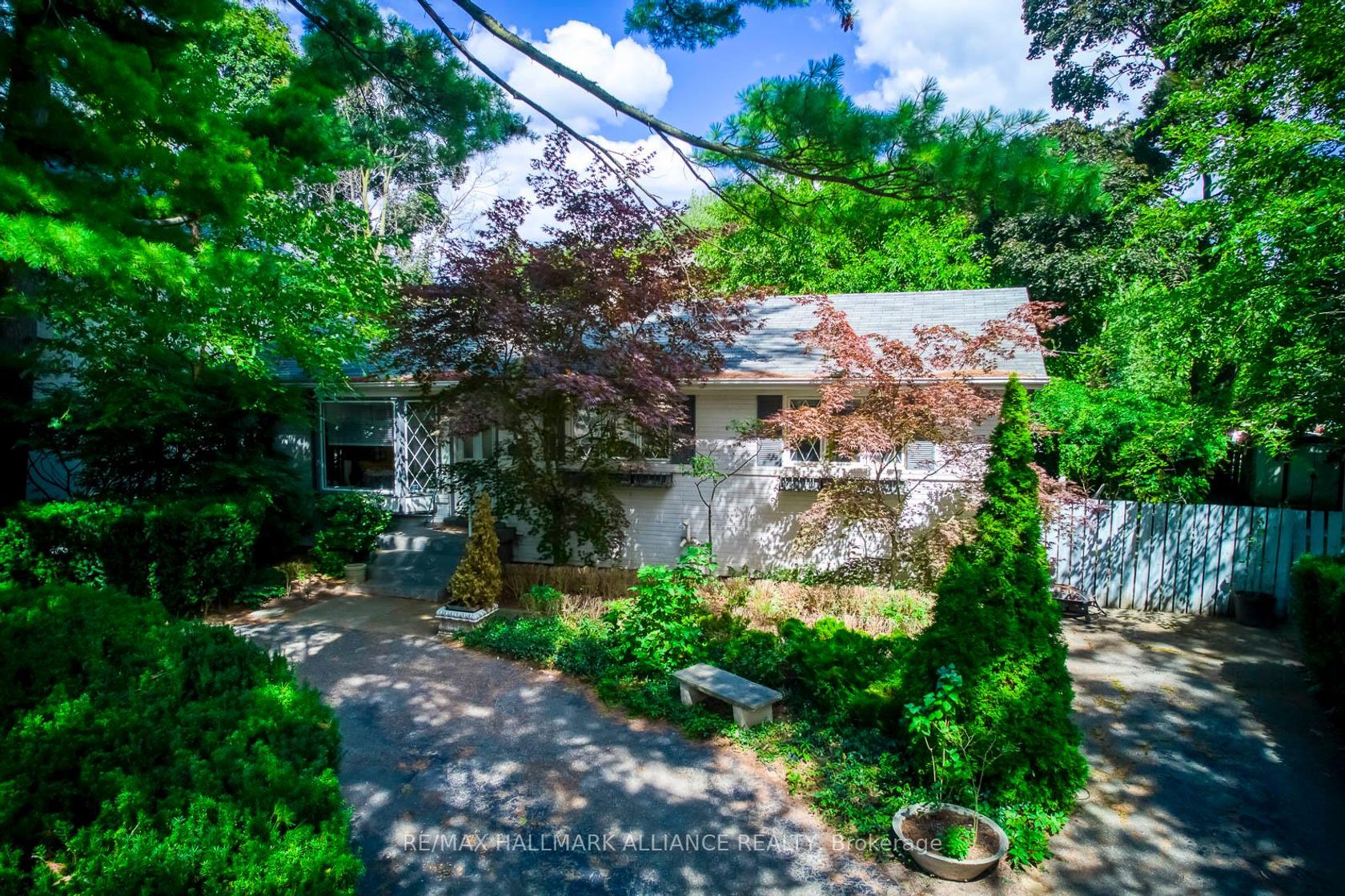 463 Drummond Road, MO Morrison, Oakville 