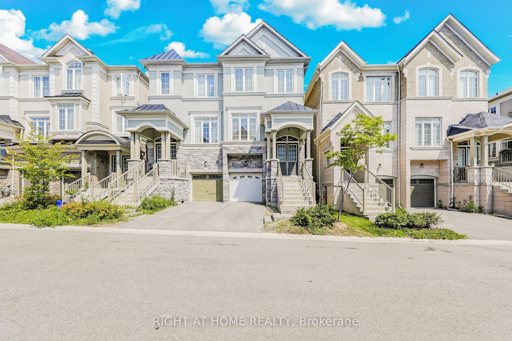 16 Lasalle Lane, Mill Pond, Richmond Hill 
