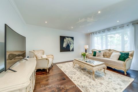 Photo 15 at 8 Medalist Road, Windfields, Toronto