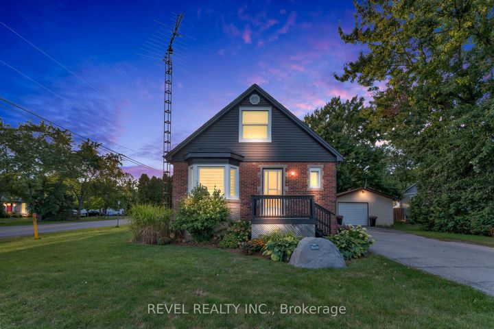 Photo 1 at 680 Woodburn Road, Woodburn, Hamilton