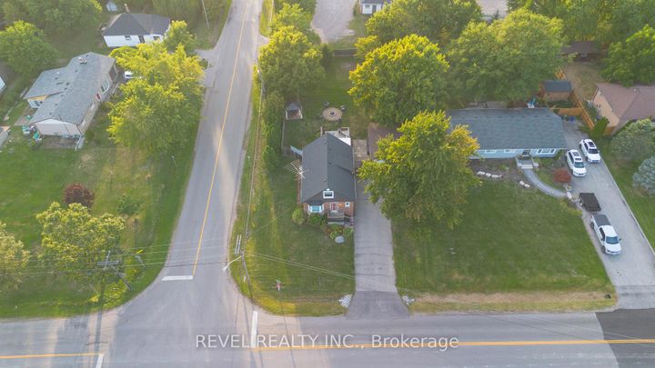 Photo 3 at 680 Woodburn Road, Woodburn, Hamilton