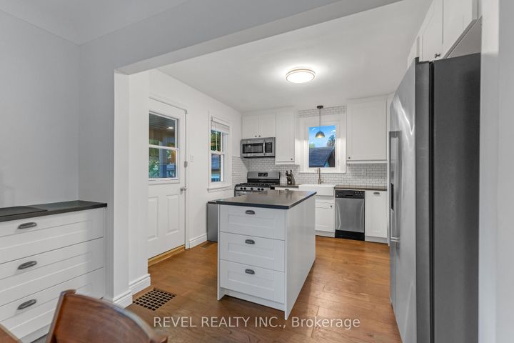 Photo 12 at 680 Woodburn Road, Woodburn, Hamilton