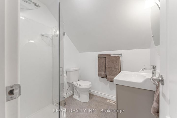 Photo 24 at 680 Woodburn Road, Woodburn, Hamilton
