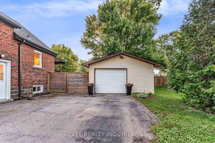 Photo 31 at 680 Woodburn Road, Woodburn, Hamilton