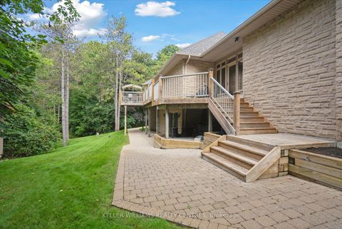 Photo 41 at 6 Country Heights Drive, Rural Richmond Hill, Richmond Hill