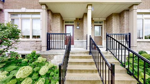 Photo 1 at 22 - 181 PARKTREE Drive, Maple, Vaughan