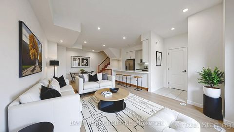 Photo 2 at 22 - 181 PARKTREE Drive, Maple, Vaughan