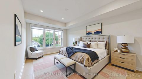 Photo 4 at 22 - 181 PARKTREE Drive, Maple, Vaughan