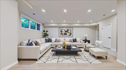Photo 7 at 22 - 181 PARKTREE Drive, Maple, Vaughan