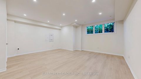 Photo 20 at 22 - 181 PARKTREE Drive, Maple, Vaughan