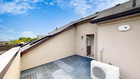 Photo 23 at 22 - 181 PARKTREE Drive, Maple, Vaughan