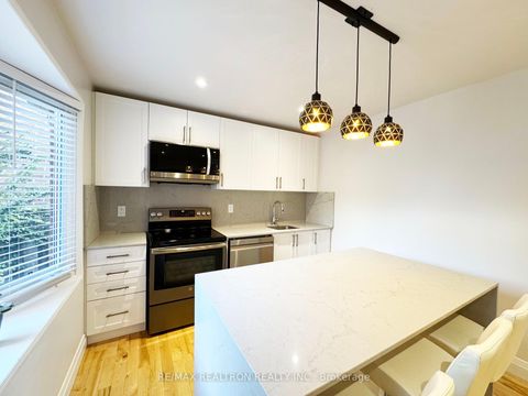 Photo 21 at 274 Yorkshire Drive, London, Newmarket