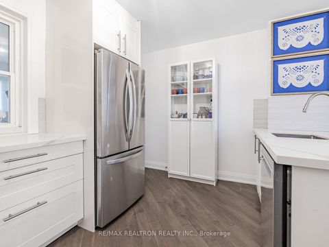 Photo 3 at 640 Winona Drive, Oakwood Village, Toronto