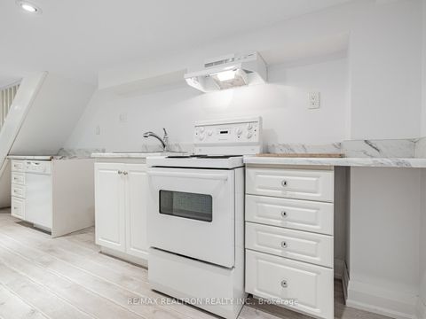 Photo 20 at 640 Winona Drive, Oakwood Village, Toronto