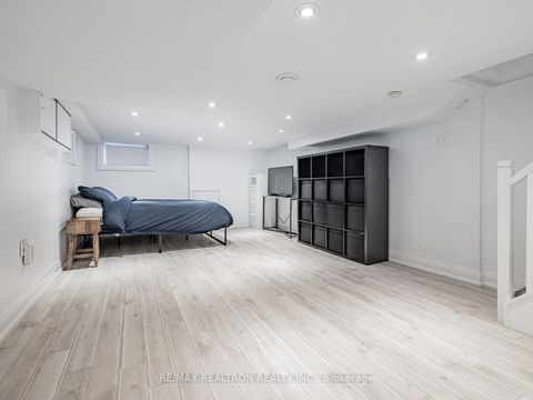 Photo 23 at 640 Winona Drive, Oakwood Village, Toronto