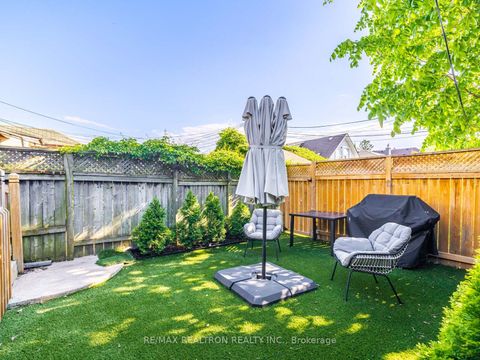 Photo 25 at 640 Winona Drive, Oakwood Village, Toronto