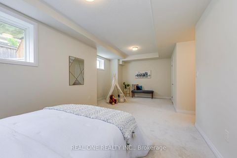 Photo 44 at 3497 Post Road, GO Glenorchy, Oakville