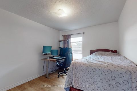 Photo 27 at 20 - 1121 Sandhurst Circle, Agincourt North, Toronto