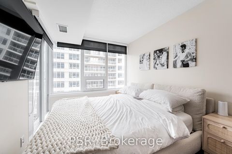 Photo 9 at 2310 - 19 Bathurst Street, Waterfront Communities C1, Toronto