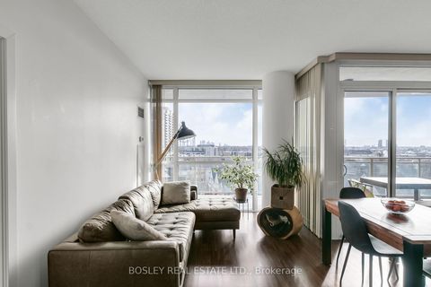 Photo 4 at 608 - 5101 Dundas Street W, City Centre West, Toronto