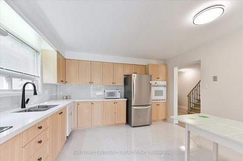 Photo 14 at 21 Whitehorn Crescent, Don Valley Village, Toronto