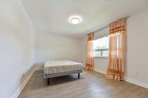 Photo 29 at 21 Whitehorn Crescent, Don Valley Village, Toronto