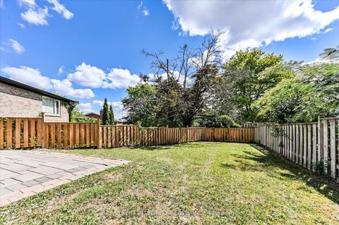 Photo 41 at 21 Whitehorn Crescent, Don Valley Village, Toronto