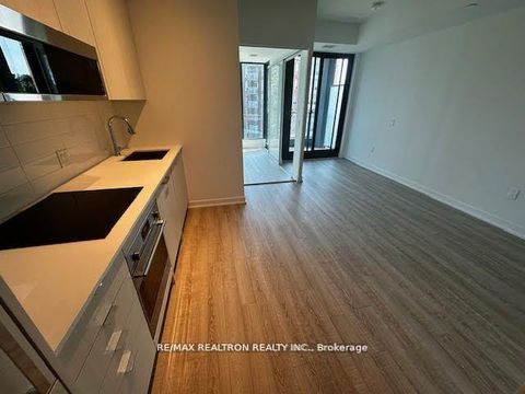 Photo 5 at 415 - 250 Lawrence Avenue W, Lawrence Park North, Toronto
