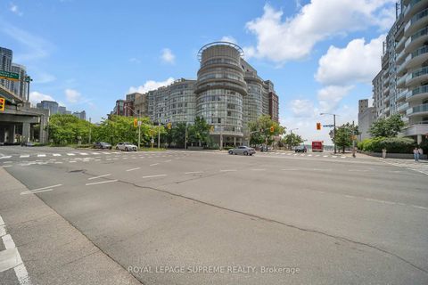 Photo 1 at 416 - 550 Queens Quay W, Waterfront Communities C1, Toronto