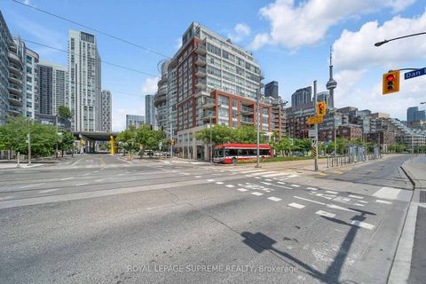 Photo 3 at 416 - 550 Queens Quay W, Waterfront Communities C1, Toronto Photo 3 at 416 - 550 Queens Quay W, Waterfront Communities C1, Toronto