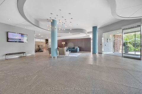 Photo 7 at 416 - 550 Queens Quay W, Waterfront Communities C1, Toronto