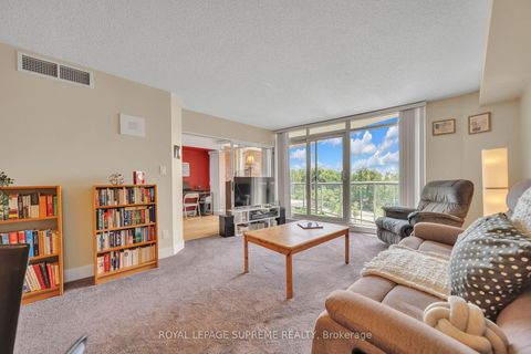 Photo 27 at 416 - 550 Queens Quay W, Waterfront Communities C1, Toronto