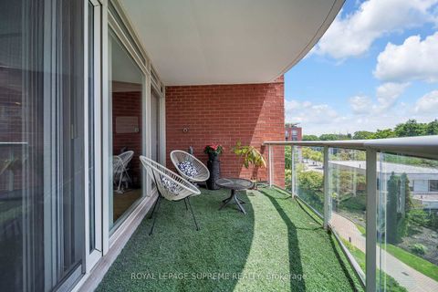 Photo 38 at 416 - 550 Queens Quay W, Waterfront Communities C1, Toronto