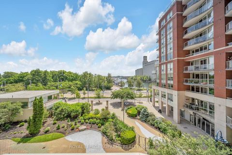 Photo 40 at 416 - 550 Queens Quay W, Waterfront Communities C1, Toronto