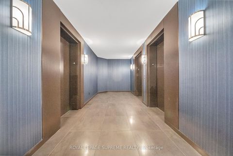Photo 43 at 416 - 550 Queens Quay W, Waterfront Communities C1, Toronto