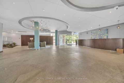 Photo 44 at 416 - 550 Queens Quay W, Waterfront Communities C1, Toronto