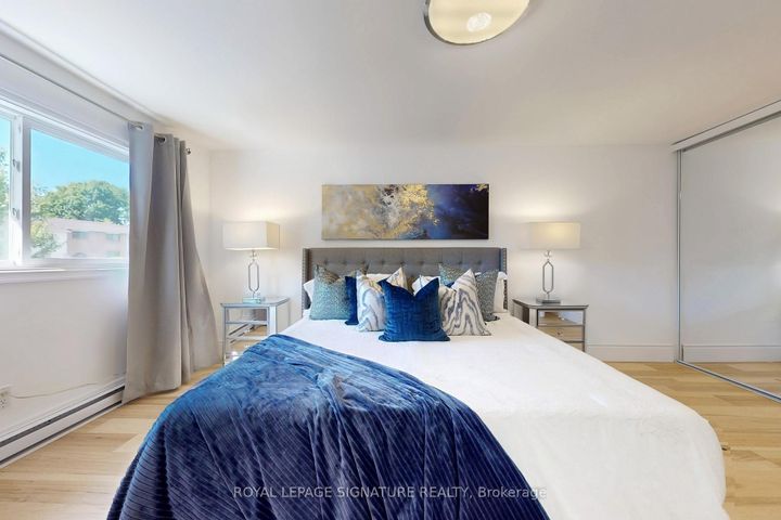 Photo 14 at 11 Glen Springs Drive, L'Amoreaux, Toronto