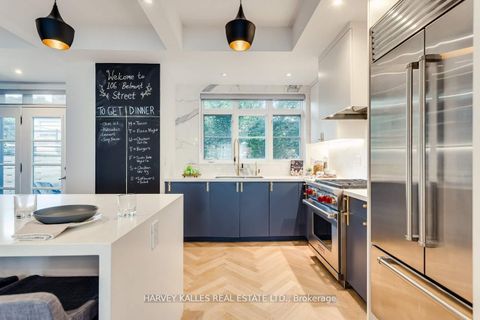 Photo 16 at 106 Belmont Street, Annex, Toronto