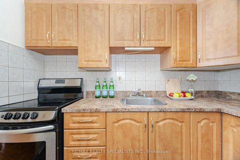 Photo 11 at 206 - 3635 Lake Shore Boulevard, Long Branch, Toronto